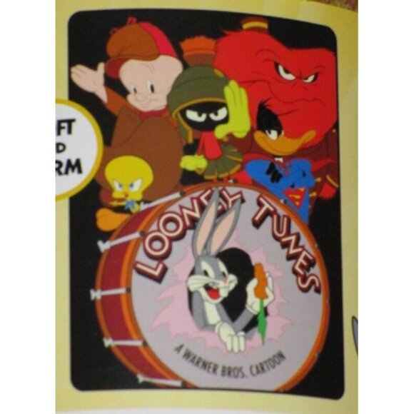 Warner Brothers Other - New Looney Tunes Bugs Bunny Plush Fleece Throw GIFT Blanket Cartoon Daffy Tweety